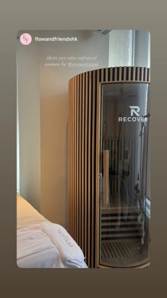 R Sauna Circle in a customer's bedroom